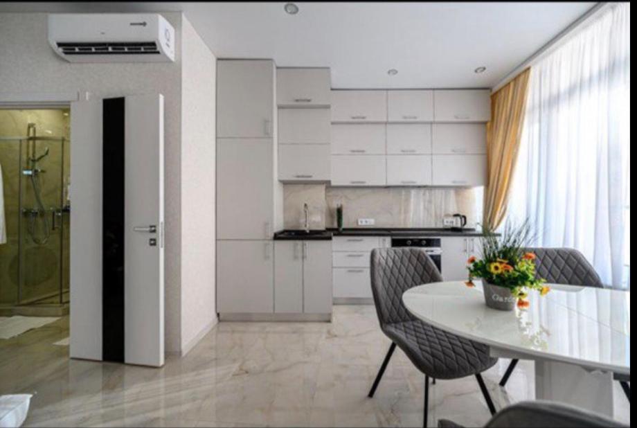 Комфортные Апартаменты 36 Жемчужина Одесса Экстерьер фото